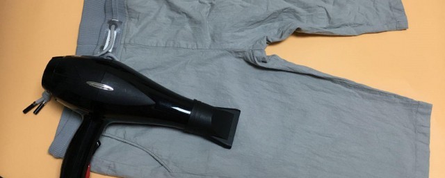 怎样清除衣服上的熨斗斑 简介怎样清除衣服上的熨斗斑