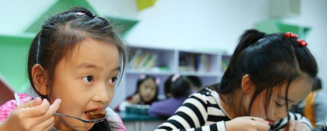 学生上学需要自备什么物品 介绍学生上学需要自备什么物品