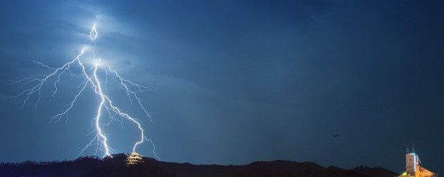 先打雷还是先闪电 到底是先先打雷还是先闪电