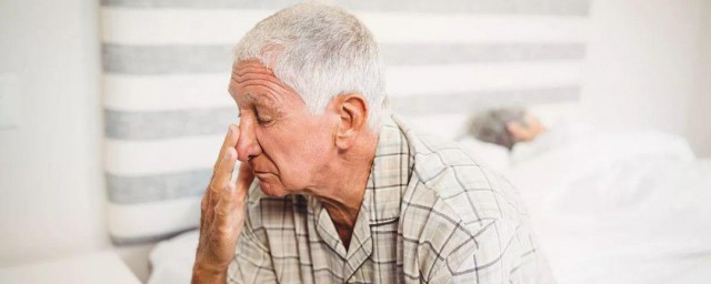 老人睡眠不好如何办 老人总是睡眠不好如何办