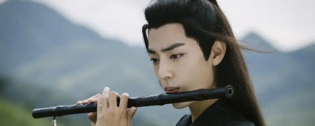 形容古代男子拿剑的句子 介绍形容古代男子拿剑的句子