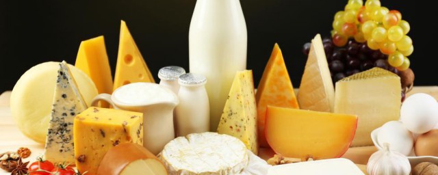 酸奶不能和什么一起吃食物中毒 酸奶不能和什么一起吃