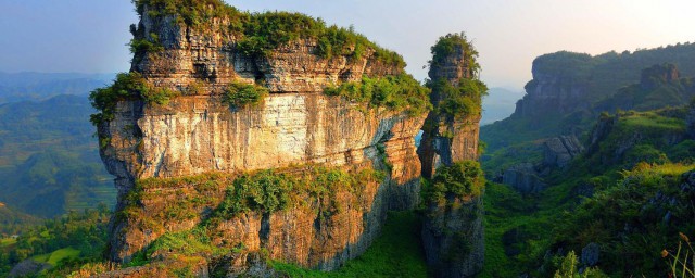 贵州旅游十大景点 贵州省十大最受欢迎旅游景点