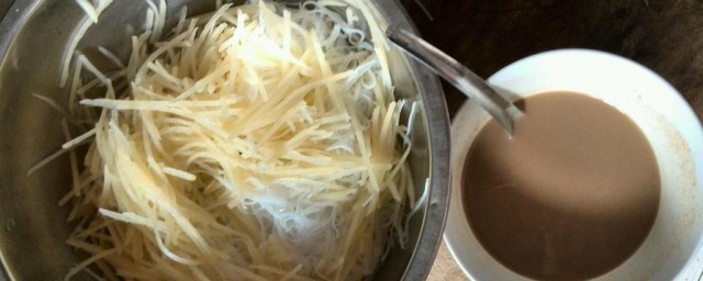 粉条土豆怎样做汤 土豆粉条汤的做法