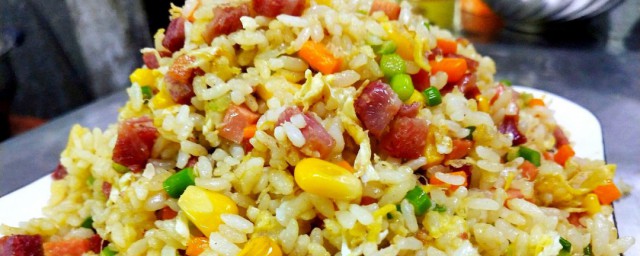 炒饭怎样做不上火又好吃 炒饭做法