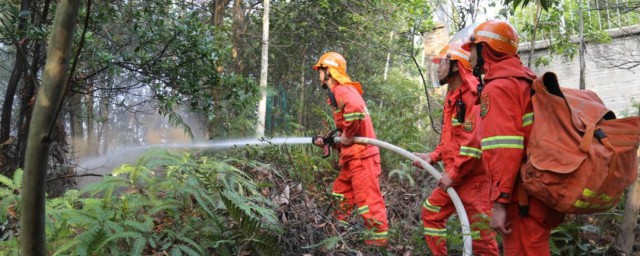 水的灭火原理是冷却和窒息吗 水的灭火原理介绍