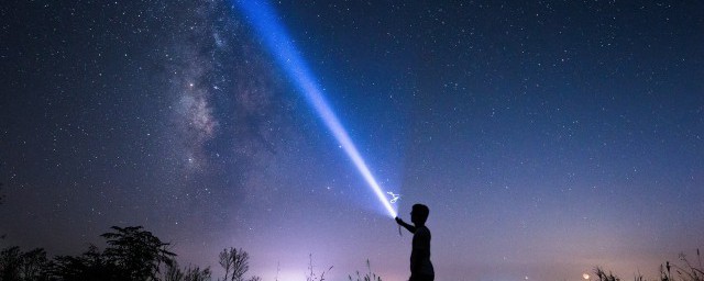 除了太阳离我们最近的恒星是什么 除了太阳离我们最近的恒星简单介绍