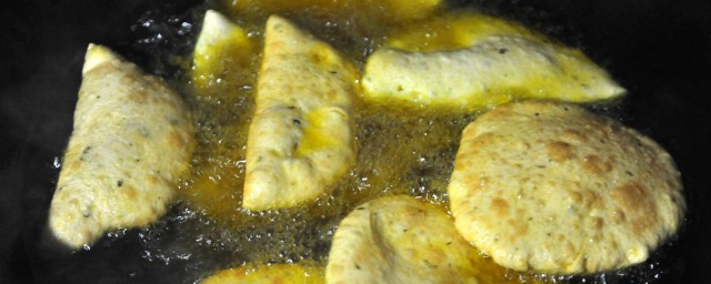 菜籽油炸东西有泡泡 菜籽油炸东西有泡泡怎样处理