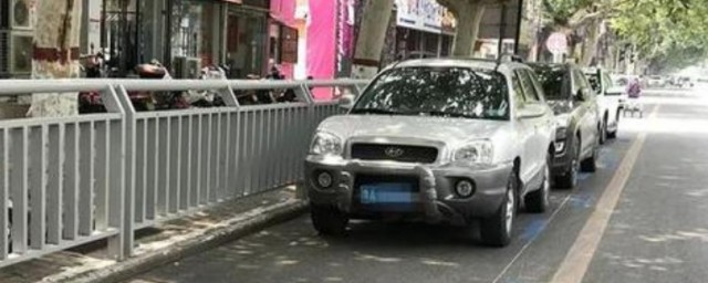 马路倒车停车技巧 马路倒车停车的技巧