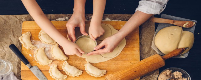 儿童饺子制作要领 这种做法制作饺子简单又好吃