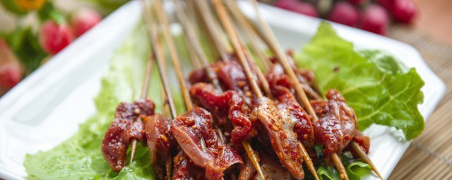 烤羊肉串方法大全 烤羊肉串应注意什么烤羊肉串的要领