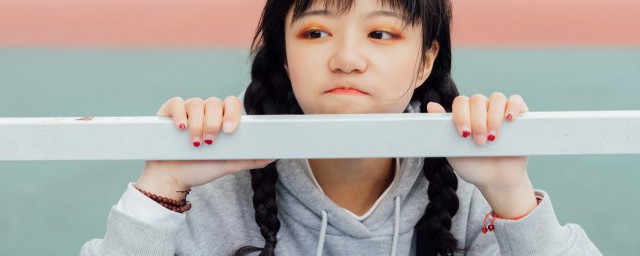 卫衣绳子打结方式教学 卫衣绳子打结有什么要领