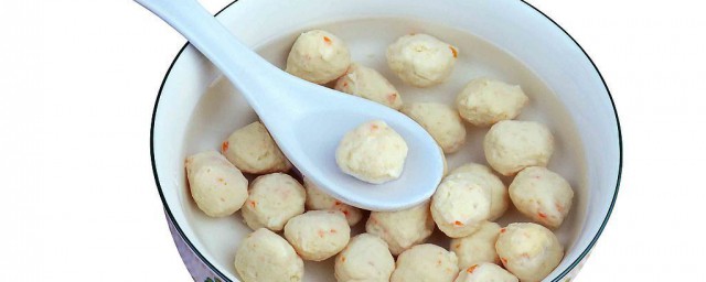 怎样做鸡肉丸子白汤 鸡肉丸子白汤做法