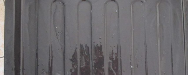 烤盘用前怎样清洗 烤盘怎样清洗
