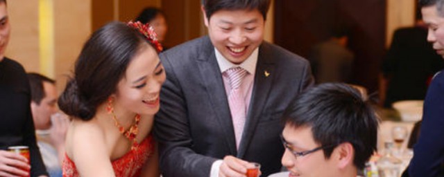 经典简短的三杯敬酒词 有文采的祝酒词