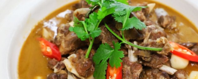 微辣羊肉火锅的家常做法 微辣羊肉火锅的家常做法与步骤
