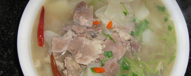 羊肉怎样炖好吃没腥味 怎样炖羊肉没腥味