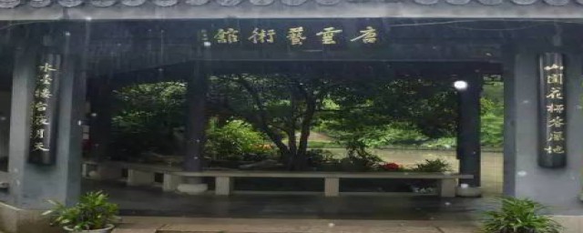 西湖景点的对联有哪些 有哪些寓意比较好的对联呢