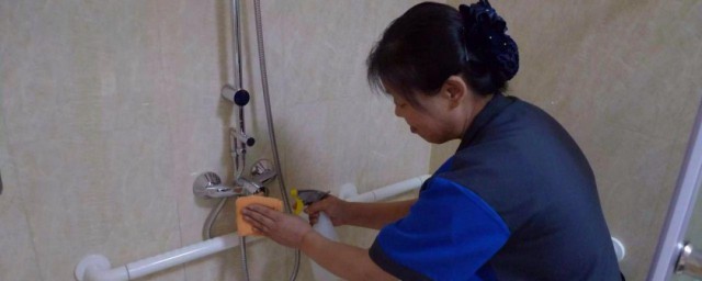 小区物业楼层保洁的技巧 物业小区楼栋清洁服务规范