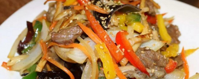 鸡杂炒杂菜怎样做 做鸡杂炒杂菜教程