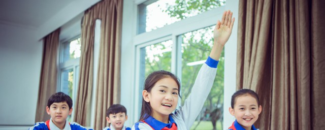 日暮汉宫传蜡烛的下一句是什么 日暮汉宫传蜡烛的原文