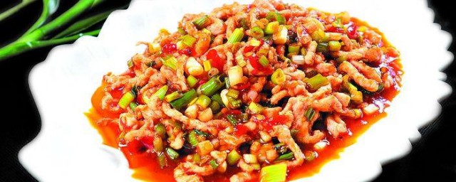 茄汁松仁鸡丁怎么做 做茄汁松仁鸡丁教程