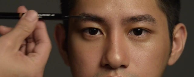 修眉教程欧美男 男生修眉技巧简介