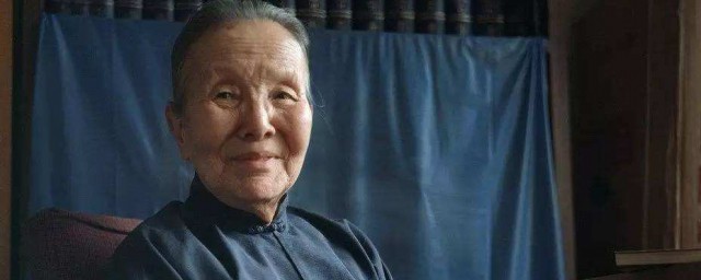 冰心原名叫什么名字 冰心简单介绍