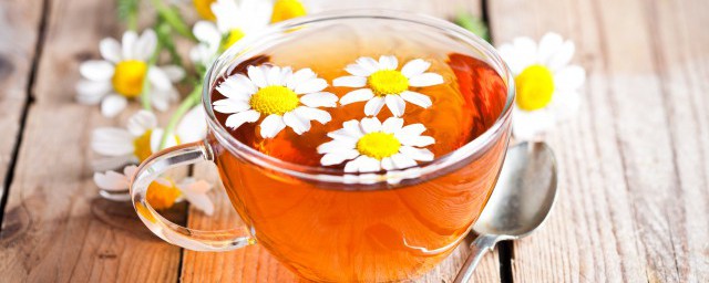 枸杞子菊花茶泡水喝做法功效 枸杞子菊花茶泡水喝做法功效是什么