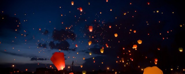 夏夜郊外景色如何写 有哪些描写夏天的夜色的句子