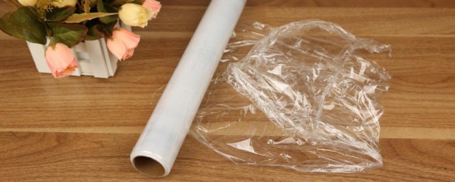 保鲜膜用手怎样撕 怎样撕保鲜膜