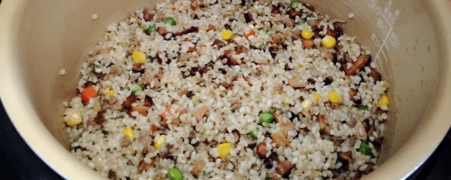 香菇糯米饭的制作技巧 香菇糯米饭怎样做