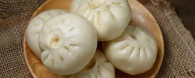 大葱白菜包子怎样做才松软好吃 大葱白菜包子的做法