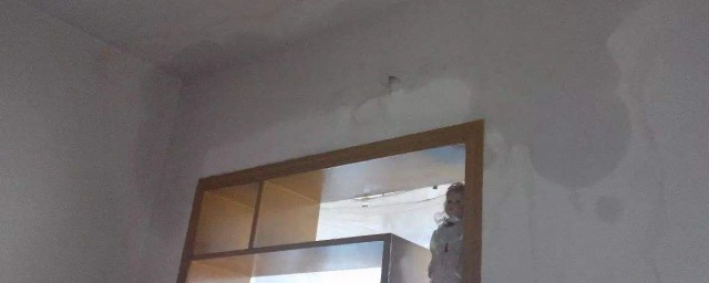 冬天墙壁渗水如何解决 冬天墙壁渗水的解决要领