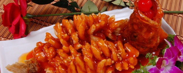 松鼠鱼做法详细教程 松鼠鱼的做法