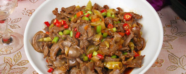 蒜苗炒鸭胗做法 蒜苗炒鸭胗的烹饪要领