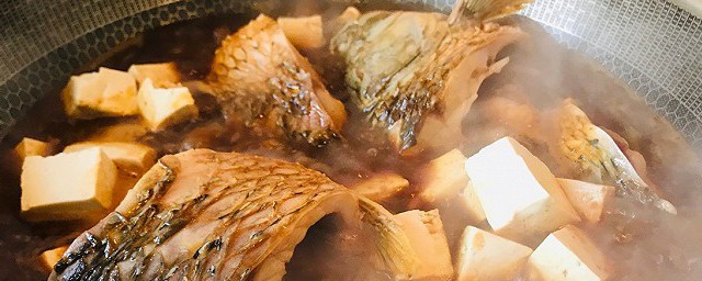 地锅炖鱼的做法 地锅炖鱼的烹饪方法