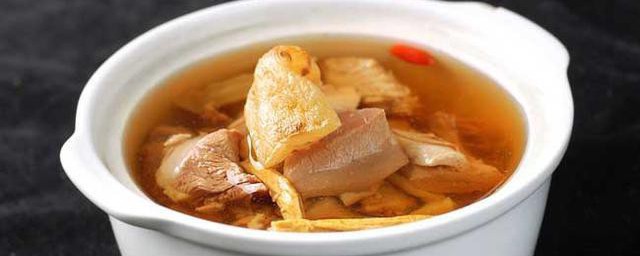天麻炖信鸽怎样做 天麻炖鸽子的做法
