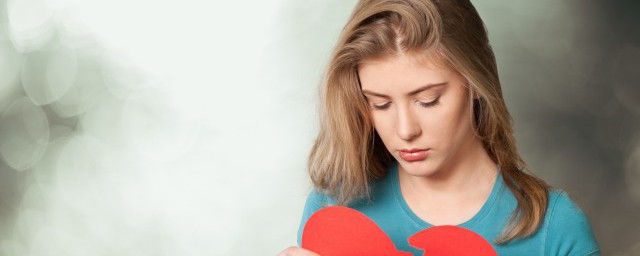一段说明内心悲伤的句子 表达悲伤的句子