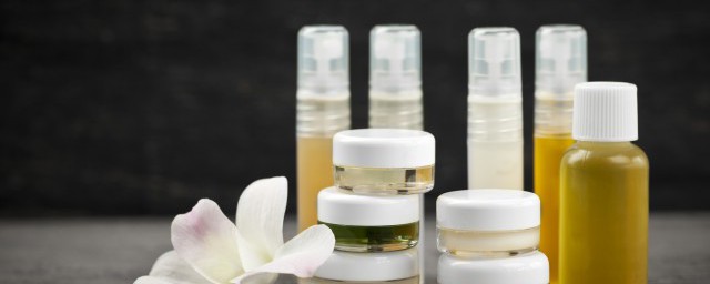 护肤水如何用 护肤水使用办法