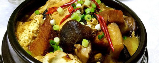 怎样做花菇焖玉子豆腐 家常花菇焖玉子豆腐的做法