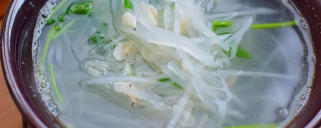 白萝卜丝清汤教程 白萝卜丝清汤怎样做好喝