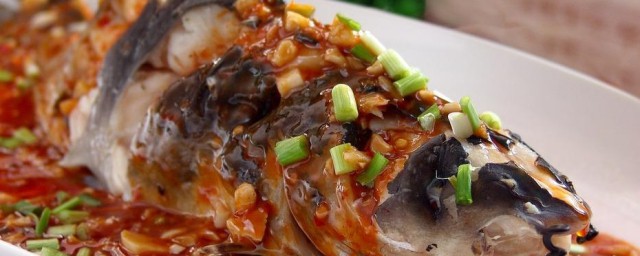 红烧整条钳鱼技巧 怎样做红烧钳鱼