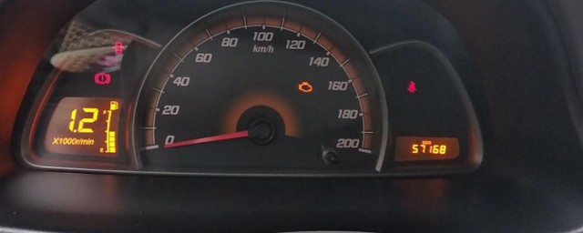 lowtire亮黄灯怎样消除 lowtire亮黄灯常见于哪种车型