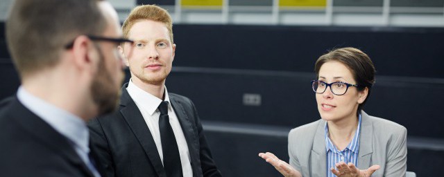男性面试着装技巧 男士面试服装搭配技巧说明