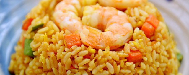 虾炒饭怎么做 鲜虾炒饭的做法介绍