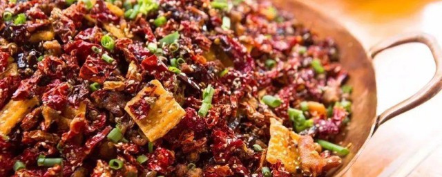 斗鸡肉怎样做最好吃 斗鸡肉的做法简介