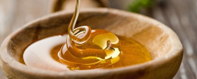 土蜂蜜的熬制技巧及配料 怎样熬制土蜂蜜及配料