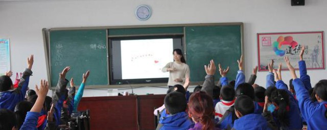 餐桌前的谈话作文600字 有关餐桌前的谈话作文范文