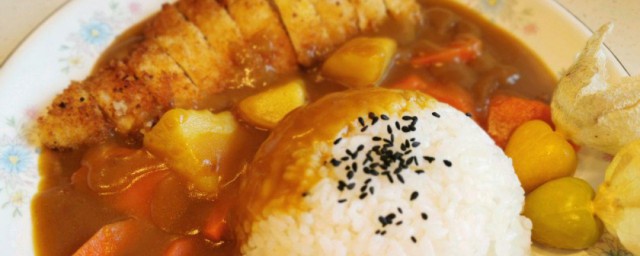 怎样做日式咖喱饭 做日式咖喱饭技巧